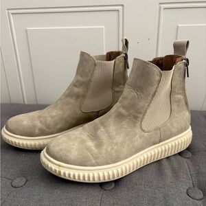 Blowfish Malibu Taupe Chelsea Sneaker Boots